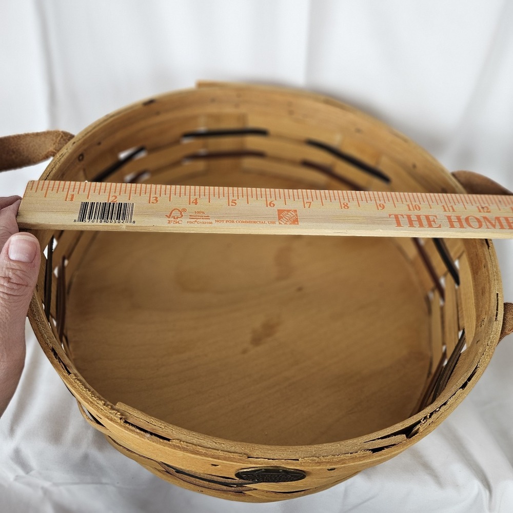 Peterboro Basket Co Casserole Holder Lazy Susan with Leather Handles Red 12" - Picture 6 of 7